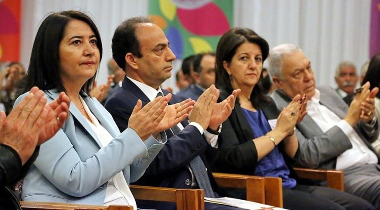 Principalul partid prokurd din Turcia s-a reunit în congres pentru alegerea conducerii formațiunii