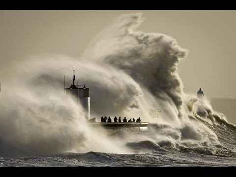 Frecvenţa furtunilor extreme ar putea creşte cu 60% până la sfârşitul secolului ca urmare a încălzirii oceanelor (studiu)