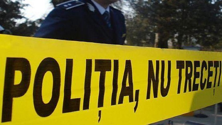 Tragedie la Căușeni // Un adolescent de 17 ani a fost găsit strangulat în propria casă