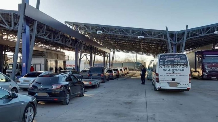 Trafic intensiv la PTF Sculeni pe direcția ieșire din Republica Moldova