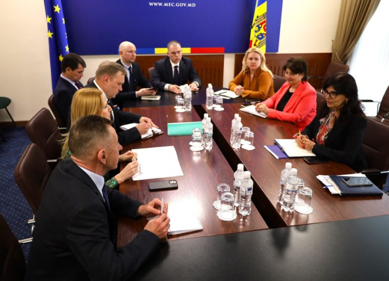Secretarul de stat Adriana Cazacu s-a întâlnit cu vice-speakerul Radei Supreme a Ucrainei, Olena Kondratiuck