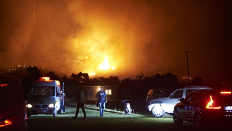 Grecia în flăcări: 54 de incendii de vegetație în 24 de ore