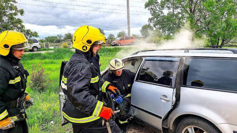 VIDEO: O mașină a ars ca o torță la Tiraspol