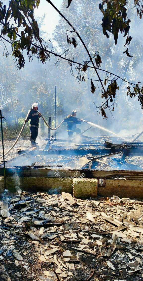 FOTO/VIDEO// Incendiu la o tabără pentru copii din stânga Nistrului. Sute de persoane au fost evacuate