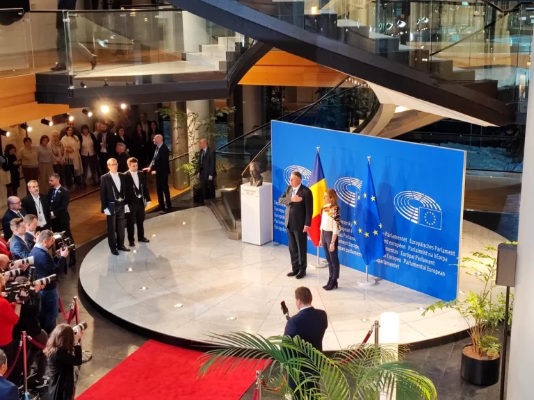 Iohannis a vorbit astăzi în Parlamentul European. Întâlnire între patru ochi cu Metsola | VIDEO
