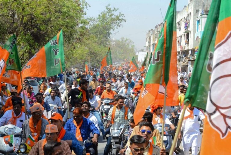 India: Atac împotriva unui convoi electoral în statul Chhattisgarh. Cel puțin cinci morți