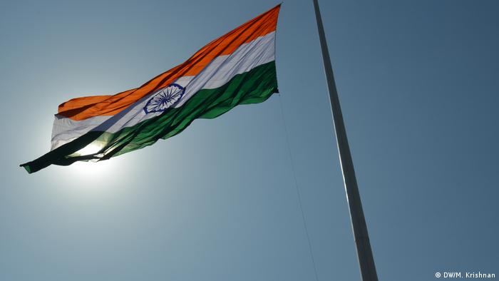 India ar putea interzice știrile identificate drept false de autorități
