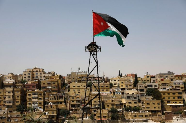 Iordania îşi închide spaţiul aerian ca răspuns la situaţia ‘periculoasă’ din Orientul Mijlociu