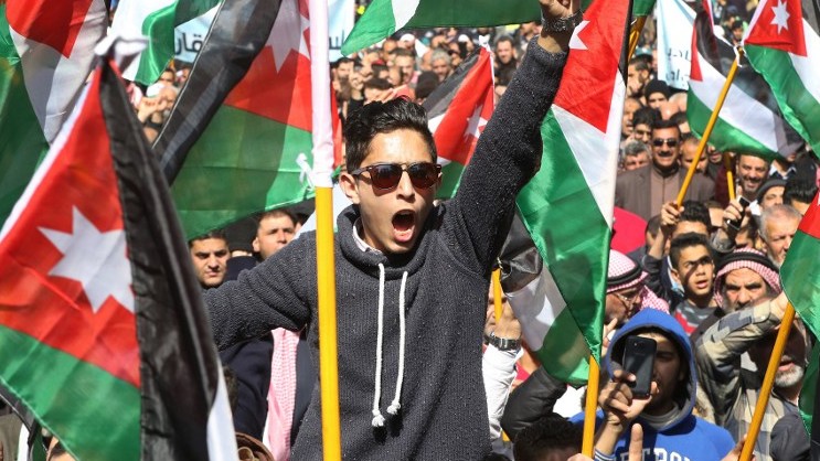 Iordania: Manifestații împotriva creşterii preţurilor şi impozitelor în cadrul unor reforme recomandate de FMI