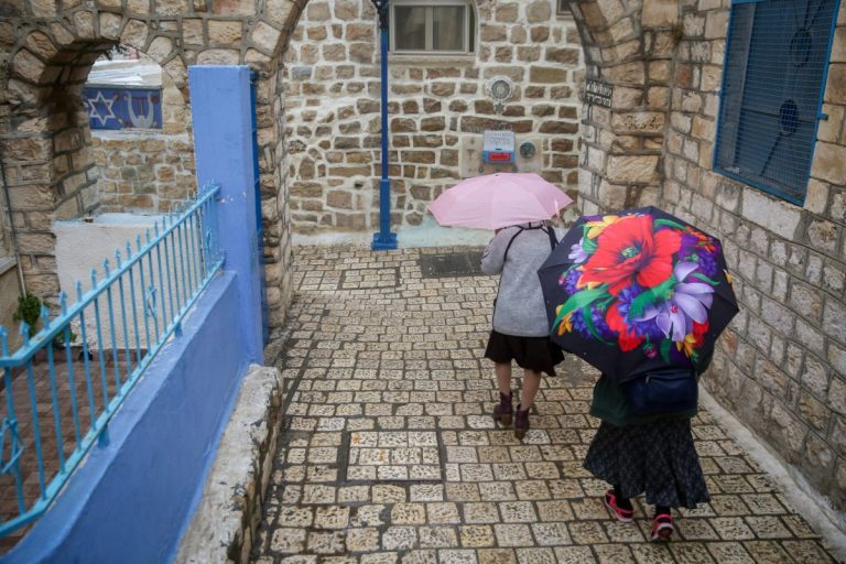 Două persoane au murit în urma furtunilor puternice din Israel
