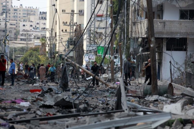 Hamas a vrut să-şi evacueze combatanţii răniţi în Egipt, însă această solicitare a fost respinsă