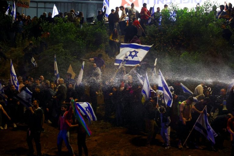 A 13-a săptămână consecutivă de proteste împotriva guvernului Netanyahu în Israel