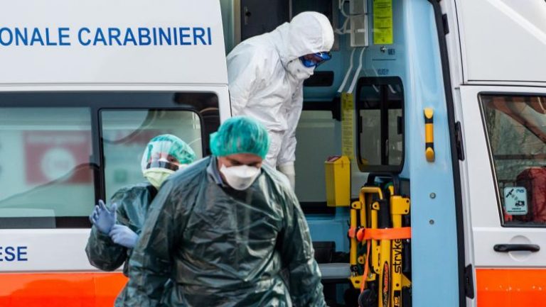 Record de cazuri noi în Italia, de la începutul pandemiei:126.000 de infecții