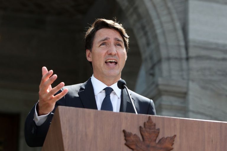 Premierul canadian anunță noi sancţiuni împotriva unor oligarhi ruşi