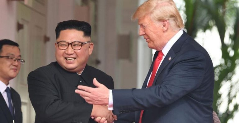 Trump a vrut să-l ducă acasă pe Kim cu Air Force One
