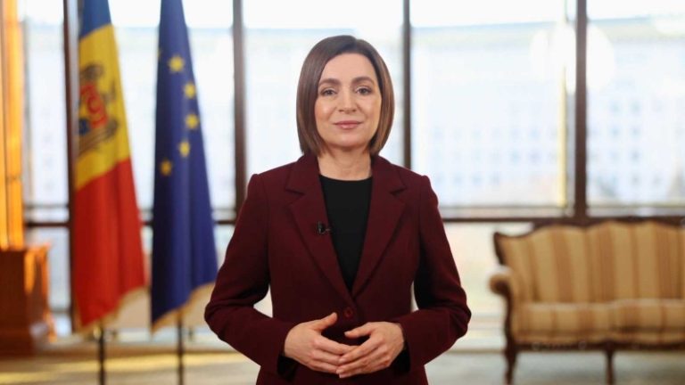 Maia Sandu îi felicită pe cetățenii Republicii Moldova: De 10 ani călătorim liber, fără vize, în Uniunea Europeană