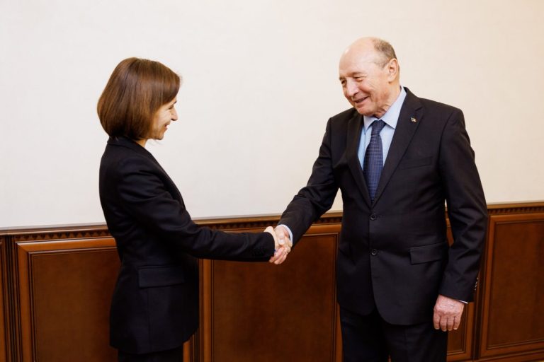 Maia Sandu, întrevedere cu fostul președinte român Traian Băsescu