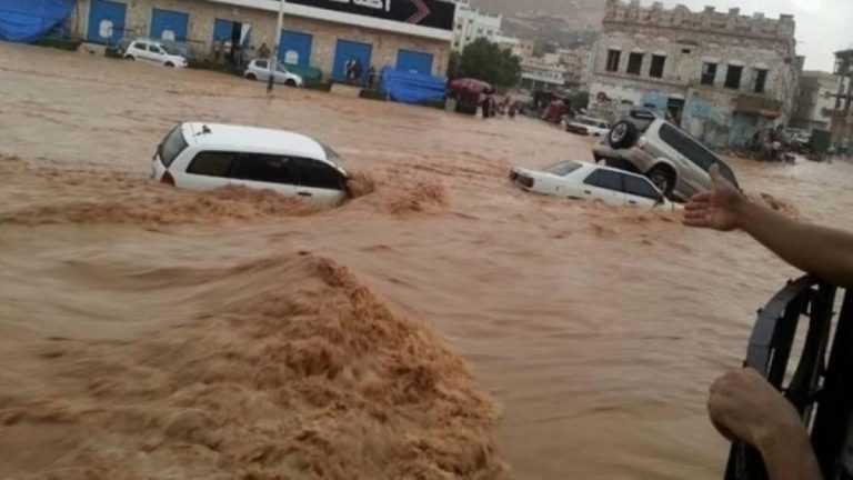 Trei persoane au murit în Maroc după prăbuşirea parţială a unei case în urma ploilor abundente