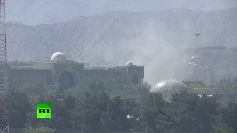 Atac masiv cu rachete asupra Kabulului. Este vizat palatul prezidenţial (VIDEO)