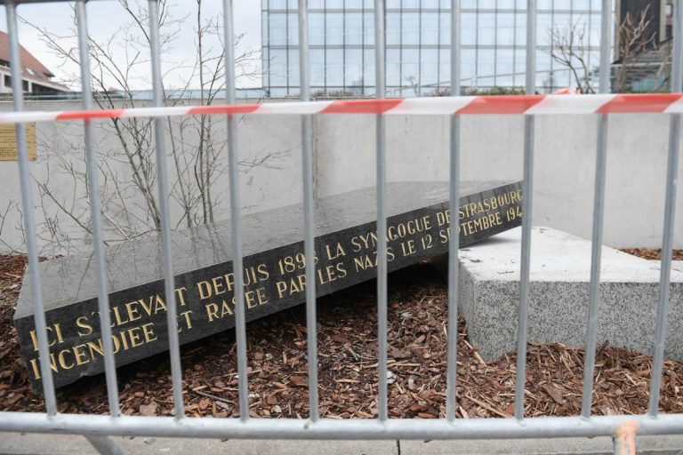 Act antisemit la Strasbourg. Un memorial care marca locul unei vechi sinagogi a fost vandalizat