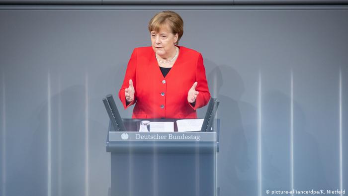 Merkel: Germania susţine integritatea teritorială a Ucrainei