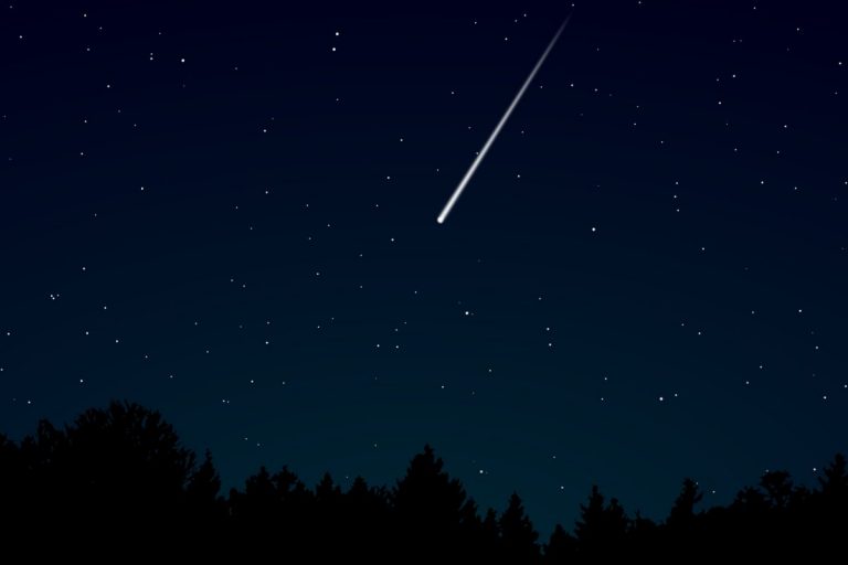 Un meteor extrem de strălucitor a fost surprins pe cerul Norvegiei