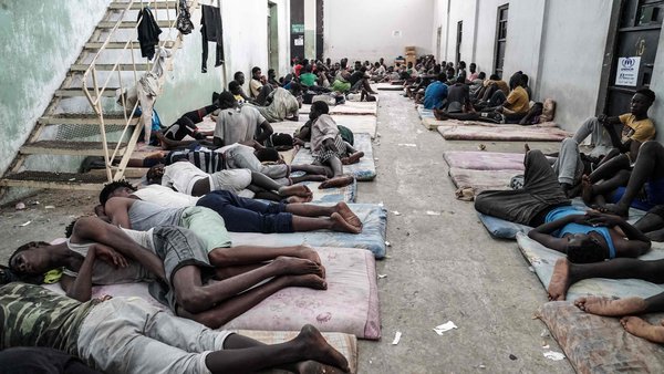Uniunea Europeană nu-şi doreşte un ‘Guantanamo pentru migranţi’