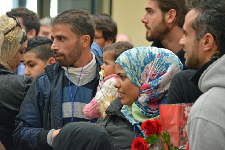 UNHCR a evacuat 72 de refugiaţi din Libia către România