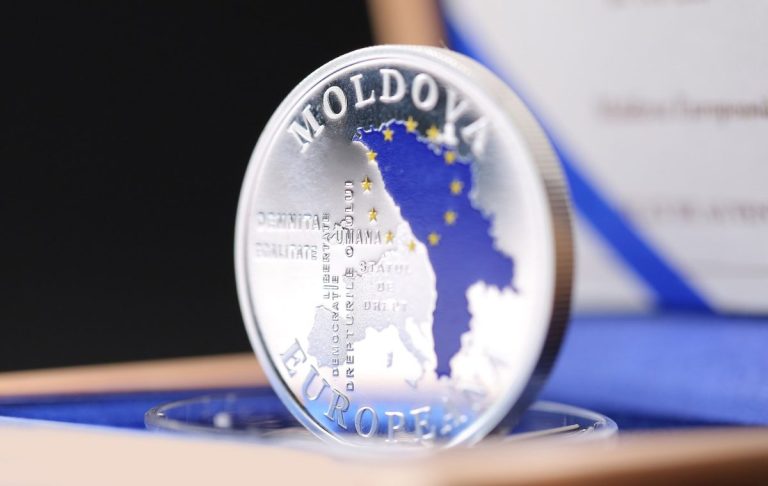 BNM pune în circulație moneda comemorativă „Moldova Europeană”