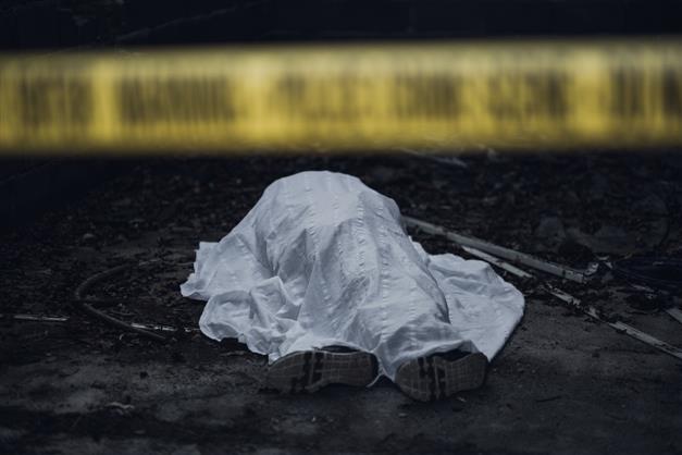 Cadavrele sunt lăsate să se descompună în faţa unui spital din Papua Noua Guinee, după ce morga a devenit supraaglomerată