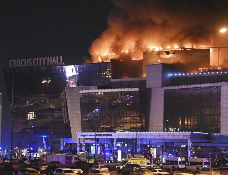 Minut de reculegere în Parlament în legătură cu atentatul terorist din Moscova