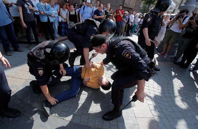 Parchetul rus îndeamnă justiţia să reacţioneze cu ‘severitate’ la manifestaţiile neautorizate