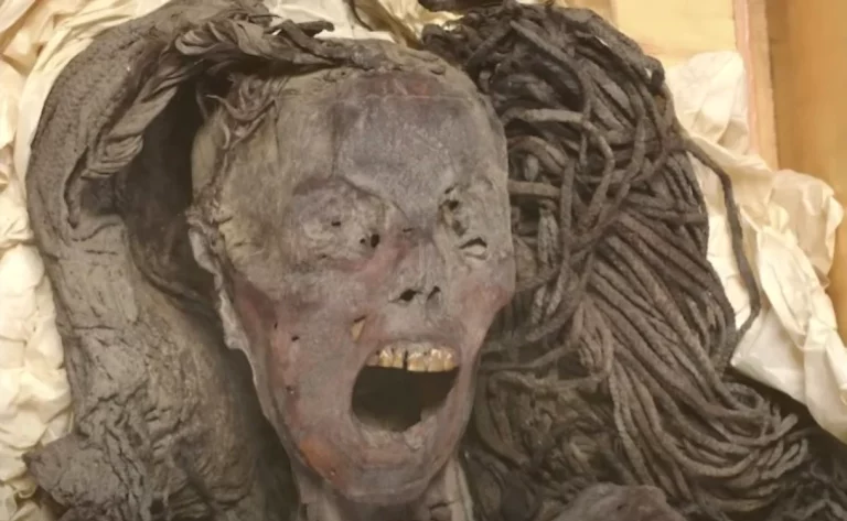 VIDEO – Enigma unei mumii egiptene: viața și moartea ‘femeii care țipă’ i-a fascinat pe arheologi