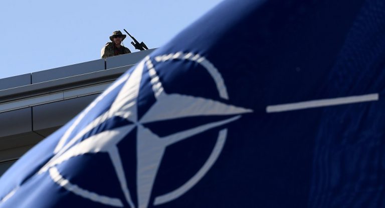 NATO îşi va instala un centru spaţial în sud-vestul Franţei