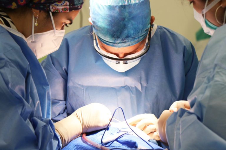 Mai multe operații de cataractă vor fi acoperite de asigurarea medicală obligatorie