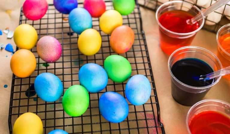 Ce semnificație are fiecare culoare a ouălor de Paște