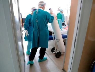Spitalele din Ucraina se confruntă cu o penurie de oxigen (OMS)
