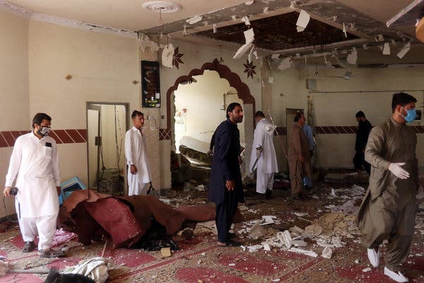 Fratele liderului Mişcării talibanilor afgani, ucis în atentatul din Pakistan