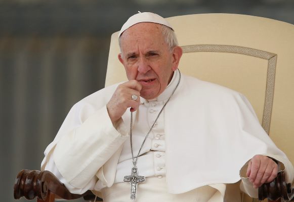 Papa Francisc le transmite mafioţilor că nu sunt creştini