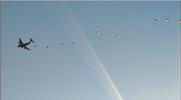 Militarii moldoveni se vor antrena cu parașuta la Florești