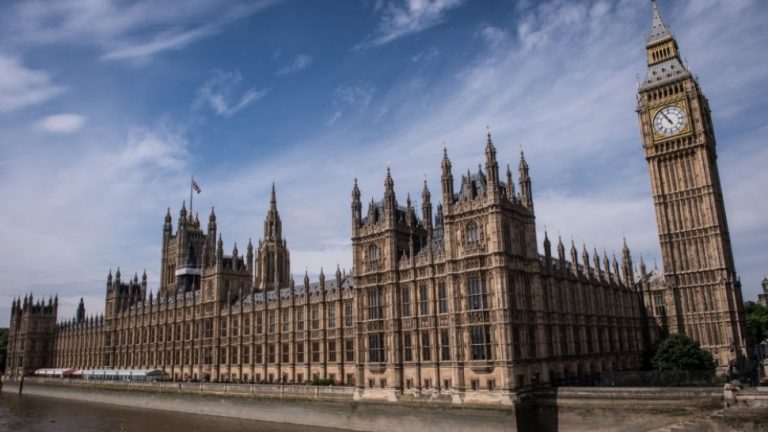 Parlamentarii britanici cer să le fie majorate indemnizaţiile din cauza volumului de muncă implicat de Brexit