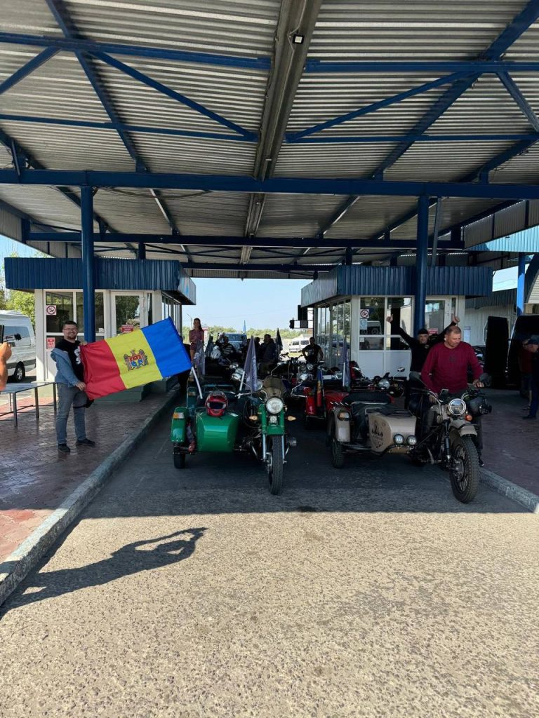 VIDEO/ Zeci de motocicliști astăzi au revenit acasă prin postul vamal de frontieră Giurgiulești – Galați