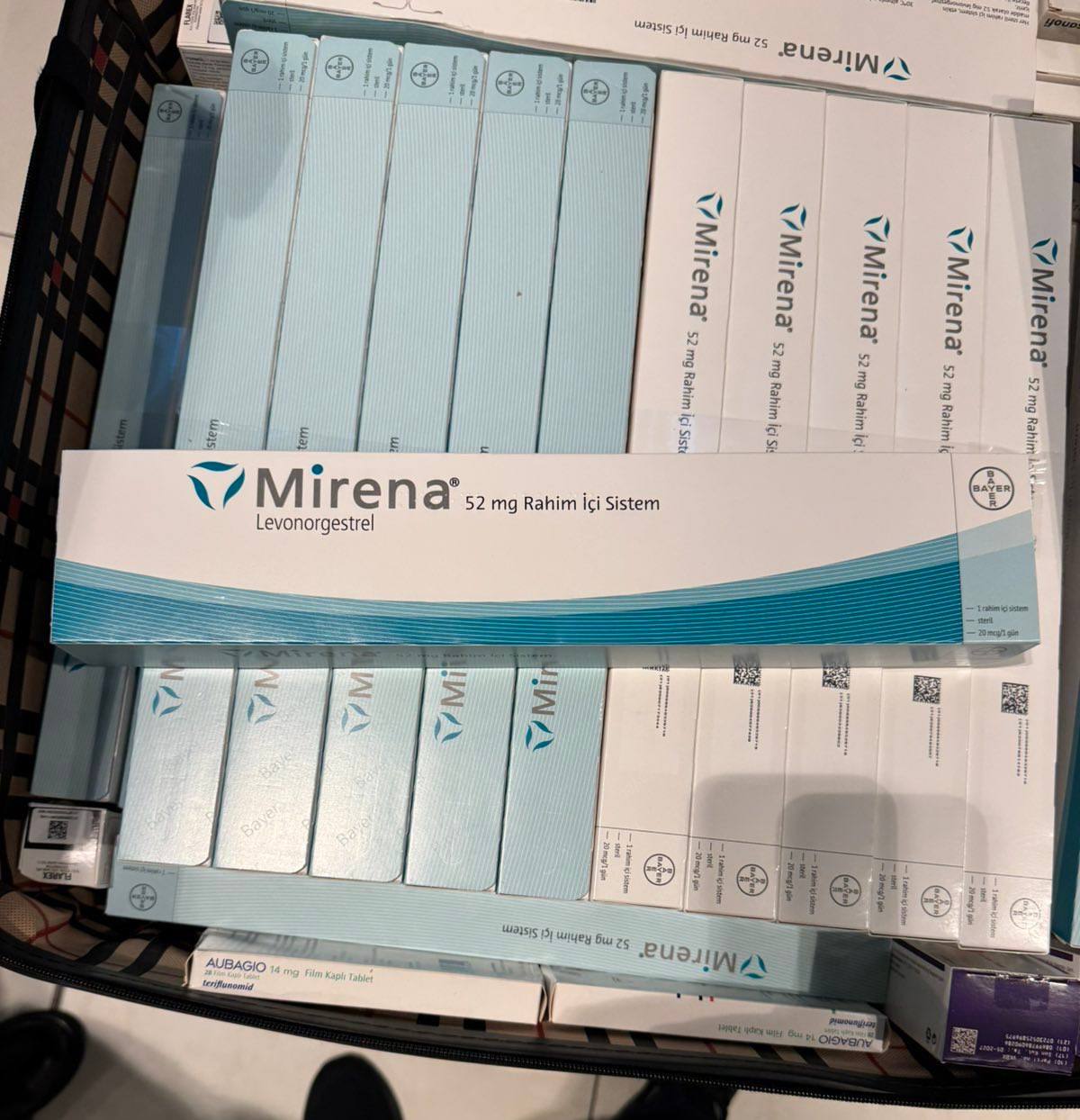 FOTO/ Un cetățean ucrainean, documentat pentru tentativa de introducere ilegală a unui lot de medicamente 6 photo 6 2024 12 28 16 21 28