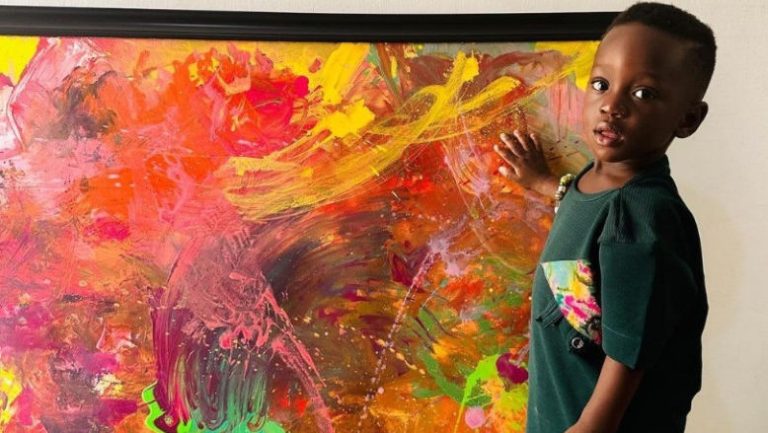Un copil de un an din Africa a fost numit cel mai tânăr pictor din lume