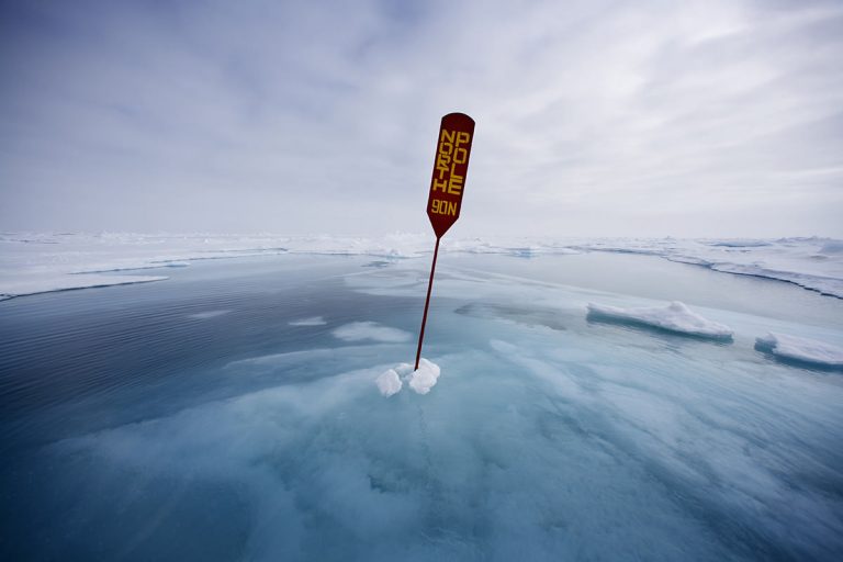 Zona arctică, cele mai scăzute întinderi ale banchizei polare la final de iarnă (studiu)