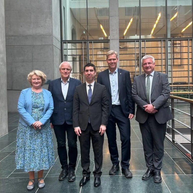Ministrul Popșoi a discutat la Berlin cu reprezentanții Bundestagului și înalți oficiali germani