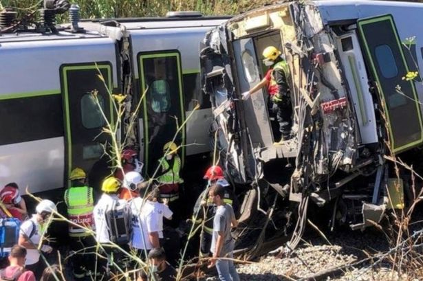Cel puţin un mort şi 35 de răniţi în urma unei coliziuni între un tren şi un vehicul de întreţinere în centrul Portugaliei