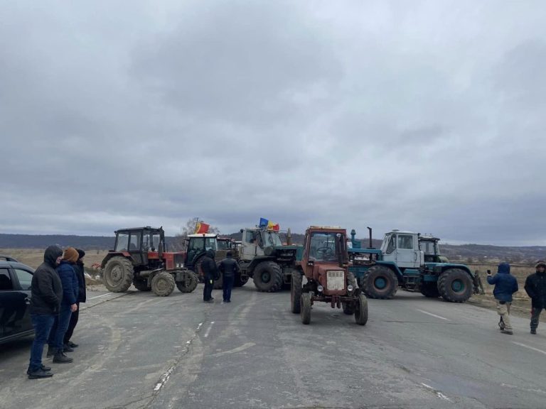 Fermierii care au recurs la blocarea drumurilor au fost sancționați