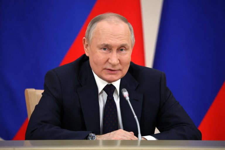Putin a promulgat legea confiscării bunurilor criticilor armatei ruse