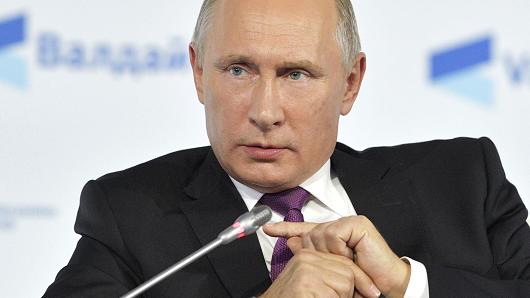 Putin inaugurează două centrale electrice în Crimeea